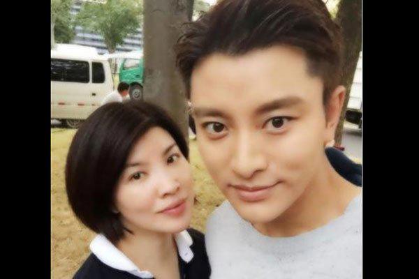 贾珊个人资料 和贾乃亮什么关系为什么要帮他说话