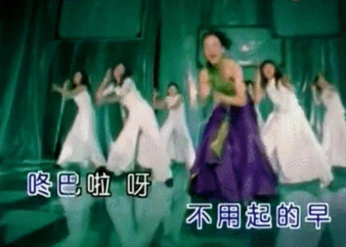 萨顶顶个人资料简介 假唱转话筒事件怎么回事