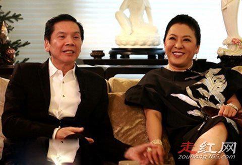 向华强在香港的实力到底有多大 张子强下跪给向华强真的吗