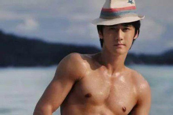 蒋劲夫个人详细资料 运动男孩超高娱乐起点的陨落