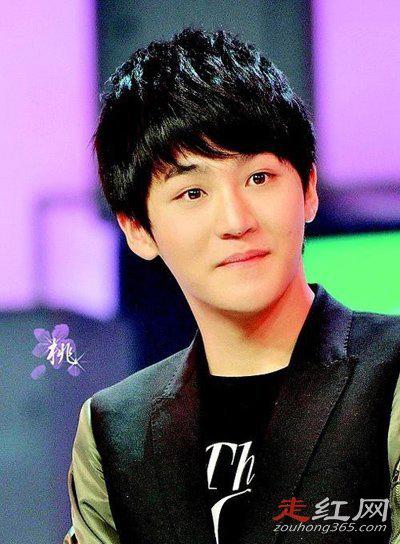 李炜个人资料是哪一届快男冠军 和夏航燕事件怎么回事