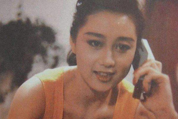 利智和赌王一共生了几个 利智根本就不爱李连杰吗