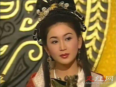 温碧霞演过哪些三级电影 婚后一度淡出娱乐圈