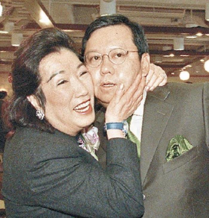 王祖贤个人简历资料 林建岳玩王祖贤多久