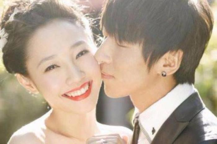 白百合是怎么火起来的 和陈羽凡离婚后做了老板