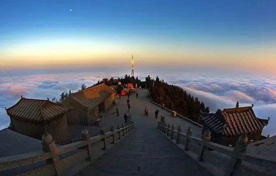 五岳山分别是哪些山 指的是哪五岳，位置分别在哪