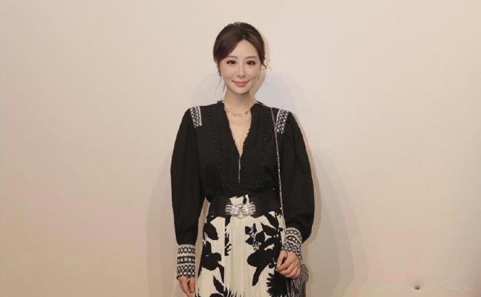 谁是王思聪的前女友有哪些 扒皮14个历任女友