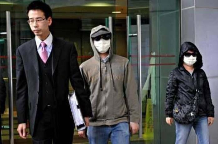 陈冠希1400张电脑照片 当年修电脑的事情照片有多少人