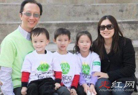 伏明霞老公个人资料简介 为什么嫁50岁的老头