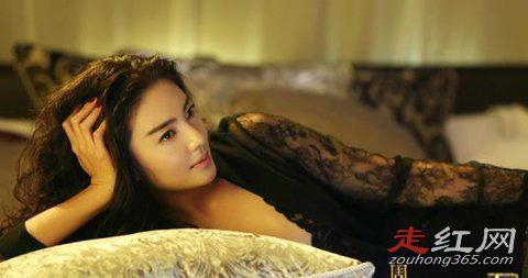 美人鱼张雨绮饰演李若兰分腿照 曾经她的男友是汪小菲