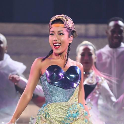 吉克隽逸个人简历老公 吉克隽逸怎么念全部的歌曲