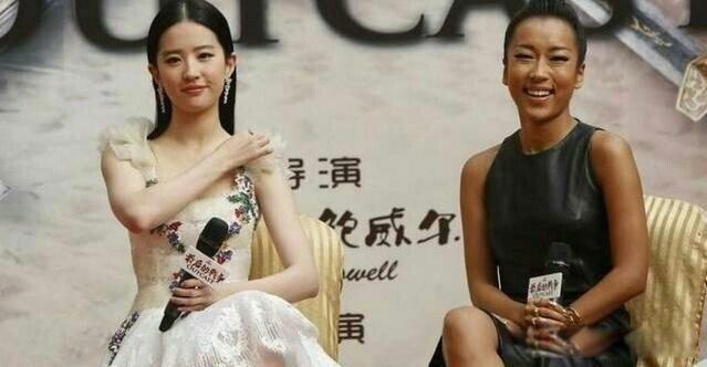 吉克隽逸个人简历老公 吉克隽逸怎么念全部的歌曲