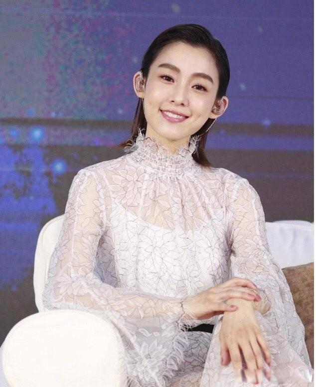 范玮琪人设为什么塌了 和老公黑人一起上康熙那期尴尬