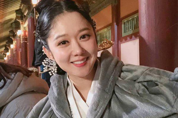 张娜拉结婚生子了吗 与后辈一起演情侣