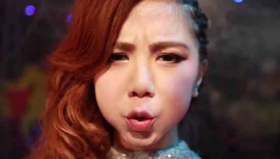 邓紫棋个人简历资料 金鱼果然离不开水唱歌实力强