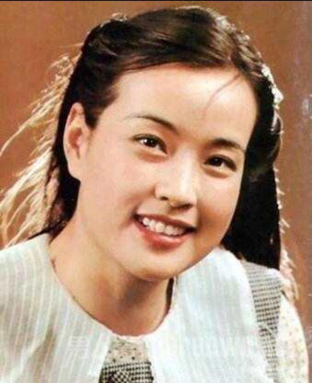 刘晓庆简历个人资料 年轻时照片到底有多美