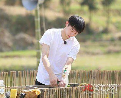 彭昱畅承认恋情女方是谁 这段恋情后来没有持续下来