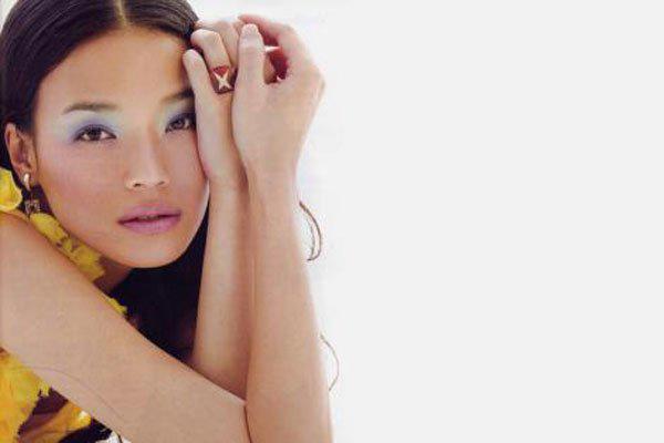 舒淇早期绝版露p图真的吗 是一个非常励志的故事