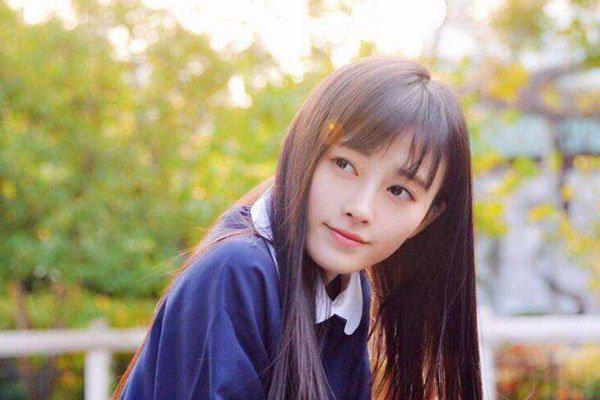 鞠婧祎初中高中照片 高中没毕业日本出道过去什么样子