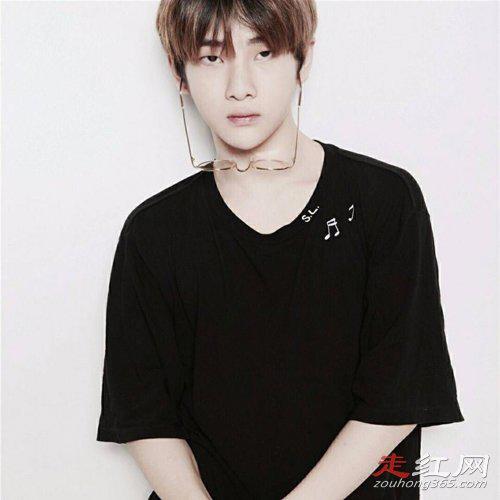 周震南个人资料简介 家庭背景父母是谁