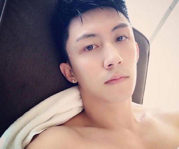 黄景瑜只剩内裤的图片 这身材令多少女人垂涎三尺