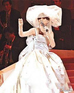 梅艳芳死亡真相令人毛骨悚然 因患家族遗传病宫颈癌去世