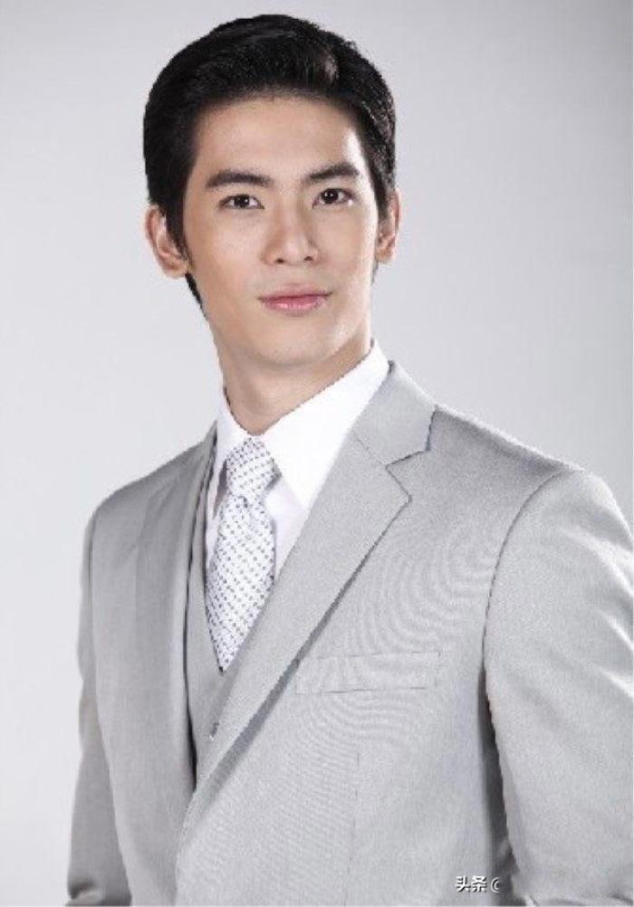 泰国男演员排行榜前十名 最受欢迎的当红帅哥