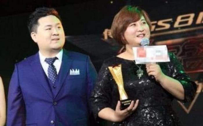 贾玲的老公是谁叫什么名字 胖胖女孩结婚了吗