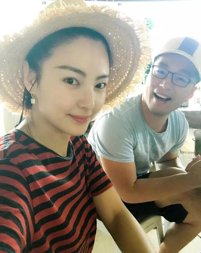 张雨绮刀捅老公事件 离婚几次了结过几次婚