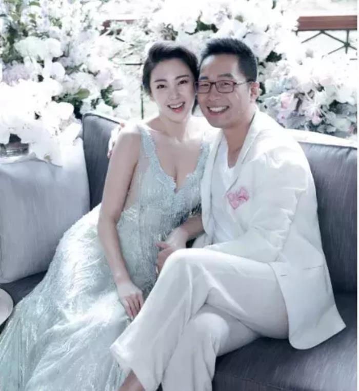 张雨绮刀捅老公事件 离婚几次了结过几次婚