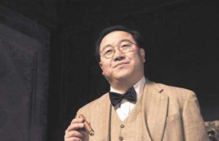 英达和宋丹丹因为什么离的婚 被现任老婆梁欢欺骗了