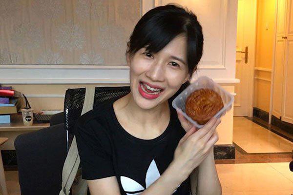 papi酱个人资料简介 用变声器拍过几段视频