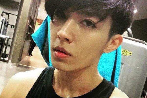 炎亚纶为什么封了 被怀疑gay是不是同性恋