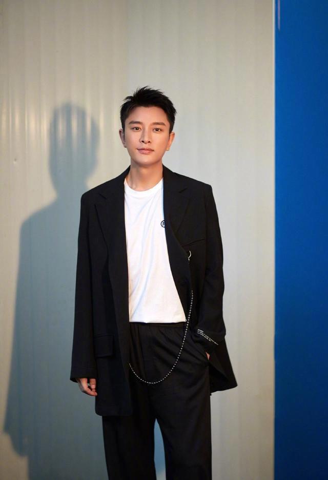 贾乃亮个人资料简介 和李小璐复婚真的吗