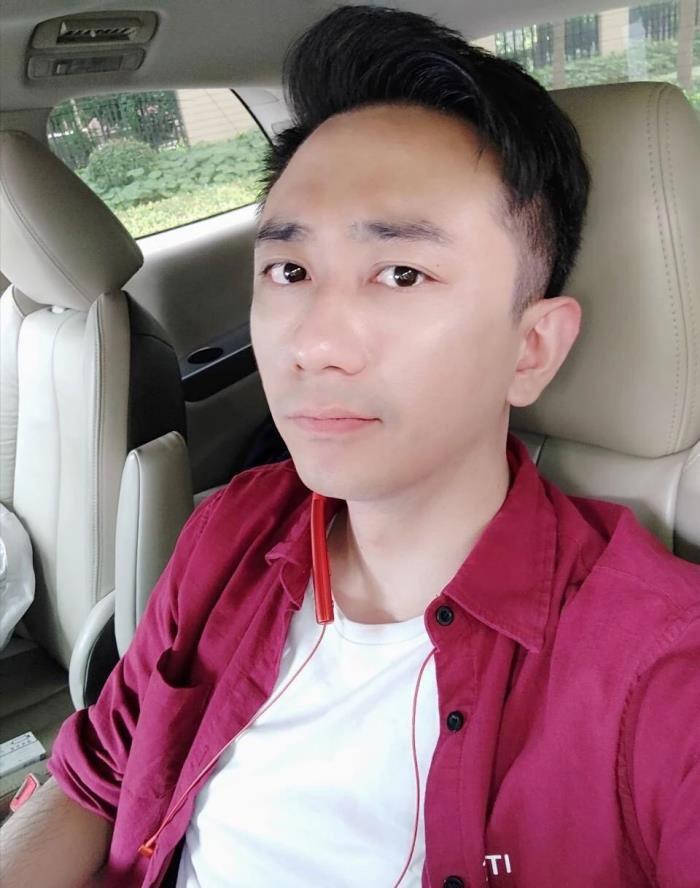 王自健散打冠军老婆的照片 前妻叫黄雅静还是徐雪