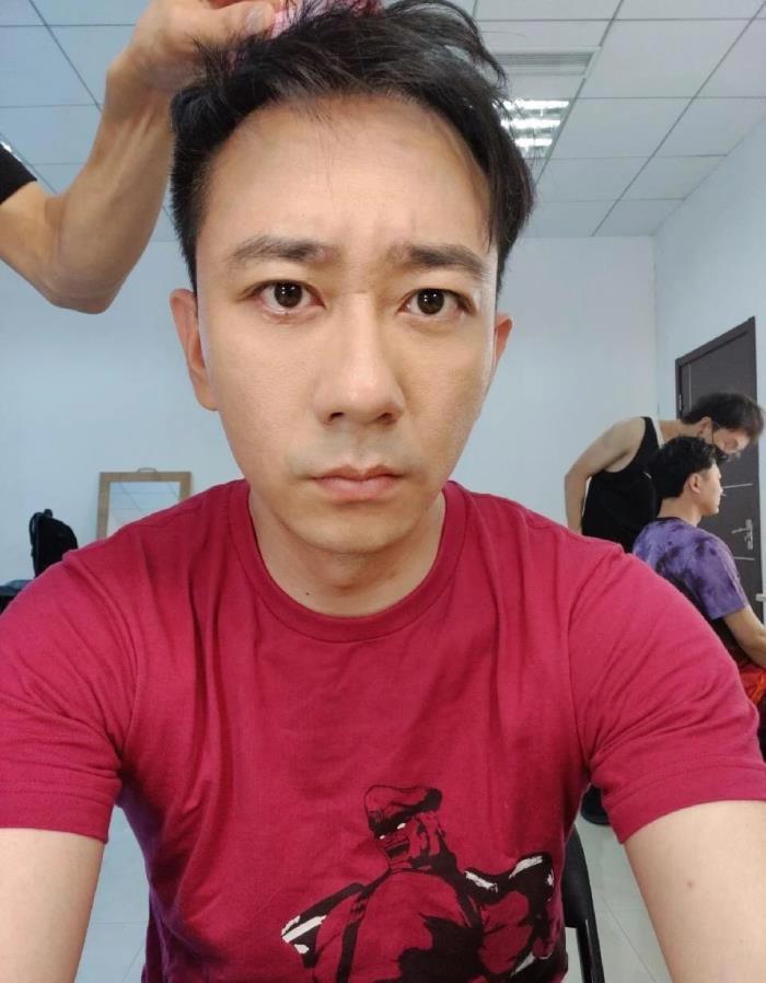 王自健散打冠军老婆的照片 前妻叫黄雅静还是徐雪