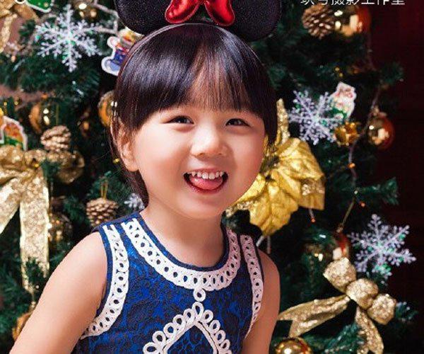 纪美伊小山竹微博资料 遇到这么漂亮的女儿邓伦父爱爆棚