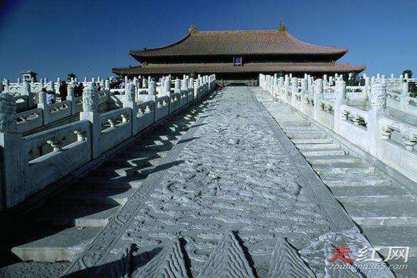 故宫宫女灵异事件照片 宫女行走视频是真的吗