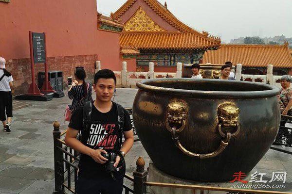 故宫宫女灵异事件照片 宫女行走视频是真的吗
