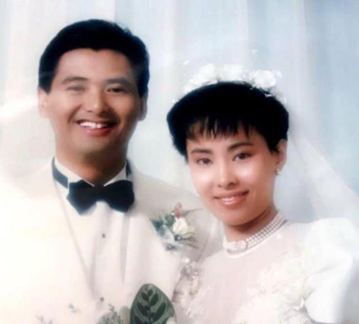 周润发老婆陈荟莲近况最新消息 为什么不能生