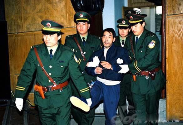 劳荣枝案件详细经过 单身女人东躲西藏二十年