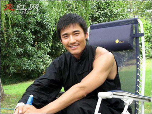 胡兵个人资料简介身高 与戴军相比谁的身高高一些