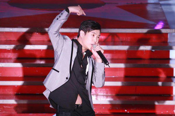 小沈阳老婆近期照 问“懂我的人是你吗？”