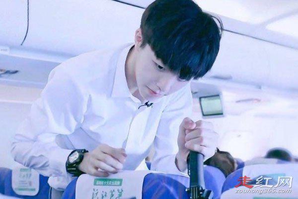 陈立农是怎么出道的 15岁的时候被星探发现