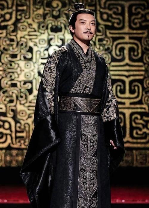 吕不韦是嬴政的父亲吗 真实历史秦始皇与吕不韦的关系