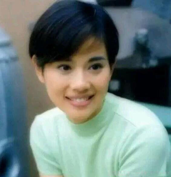 陈松伶发生了什么事 2005年经历了什么变故难题