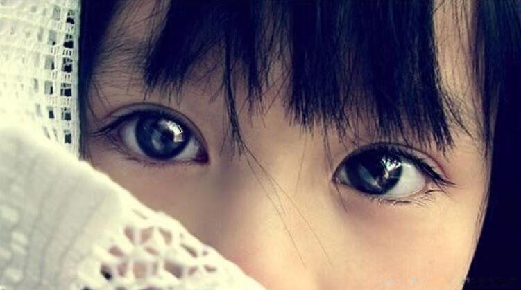 女人右眼跳是什么预兆 一直跳是吉是凶怎么回事