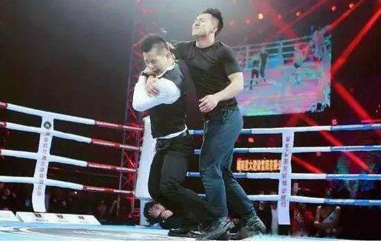 杨建平台上打日本人全视频原声 KO对手比赛是真的吗