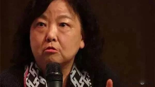 方方日记没受处理吗 她现在有两个问题