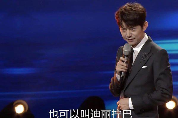 何炅迪丽热巴关系好吗 何炅不喜欢迪丽热巴是怎么回事